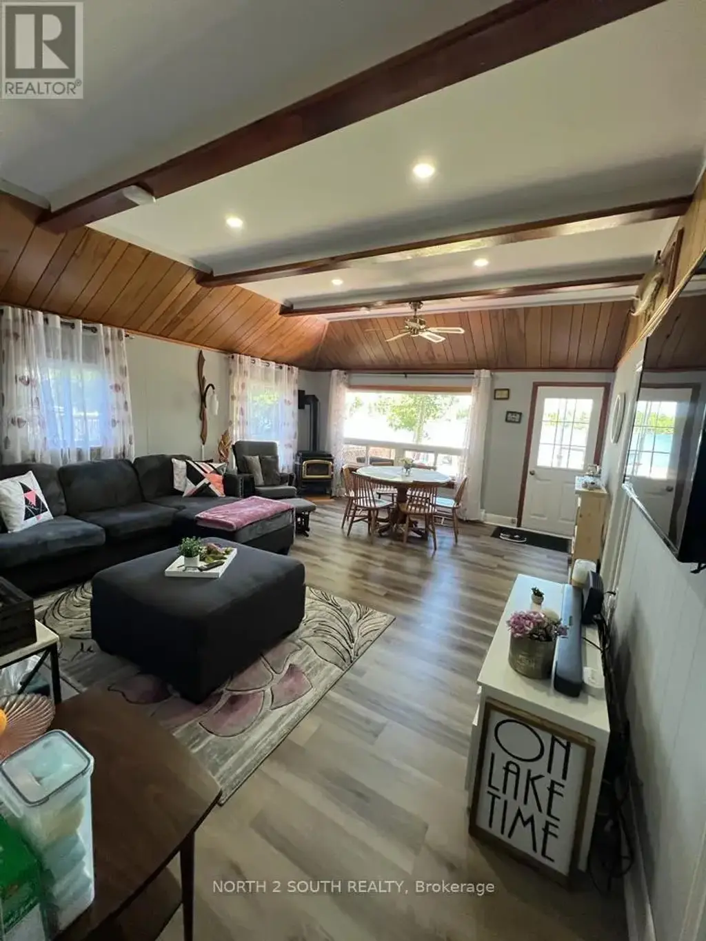 55 Paradise Road, Kawartha Lakes (Carden)